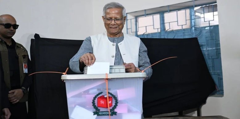 ভোট দিলেন প্রধান উপদেষ্টা ড. মুহাম্মদ ইউনূস